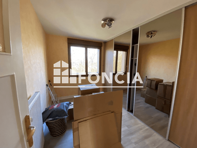 Appartement meublé 3 pièces (55.1 m²) à louer - St Jacques De La Lande (35136)