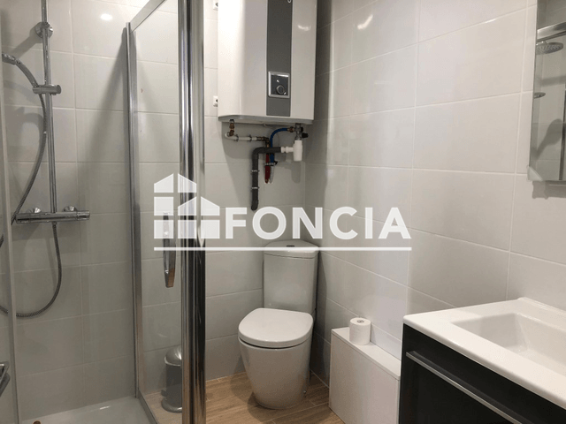 Appartement meublé 2 pièces (28.85 m²) à louer - Nimes (30000)