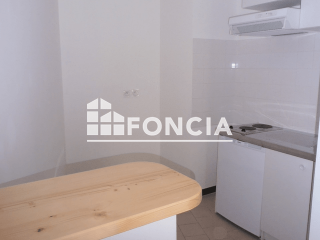 Studio (26.86 m²) à louer - Nimes (30000)