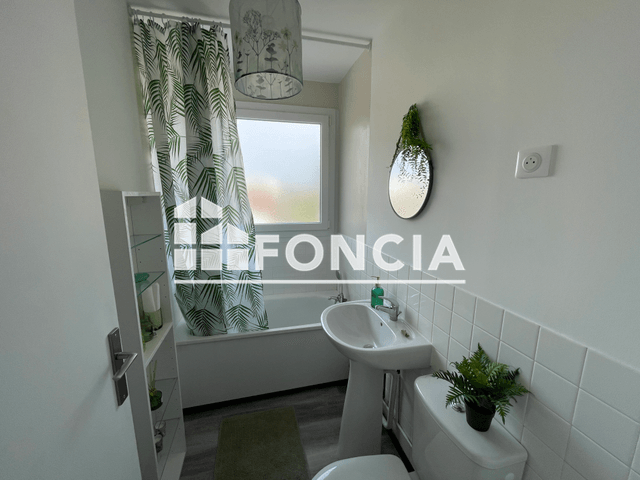 Studio meublé (29.3 m²) à louer - Fontaine Les Dijon (21121)