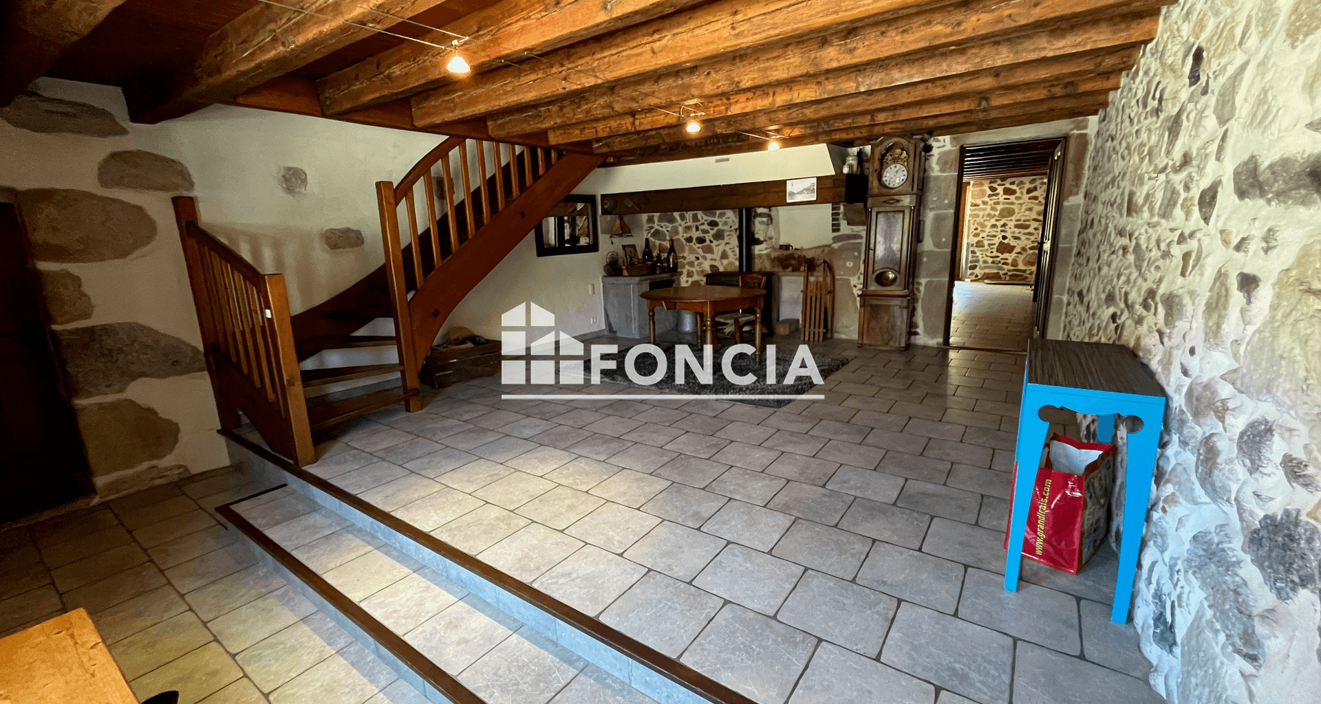 Maison 5 pièces (238 m²) à vendre - Neydens (74160)