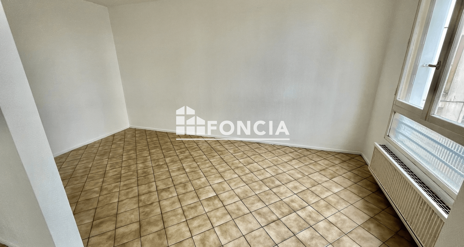 Appartement 4 pièces (76.59 m²) à louer - Valence (26000)