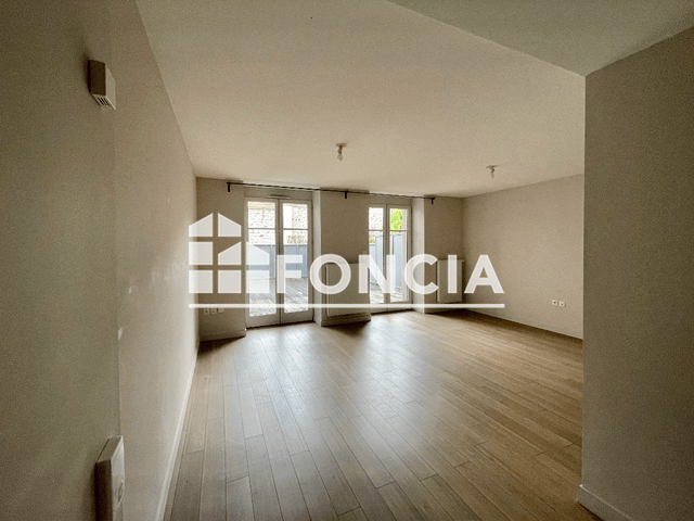 Appartement 3 pièces (63.6 m²) à louer - Saint-etienne (42000)