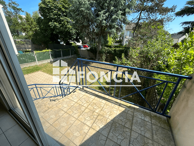 Maison 7 pièces (218.97 m²) à louer - Antony (92160)