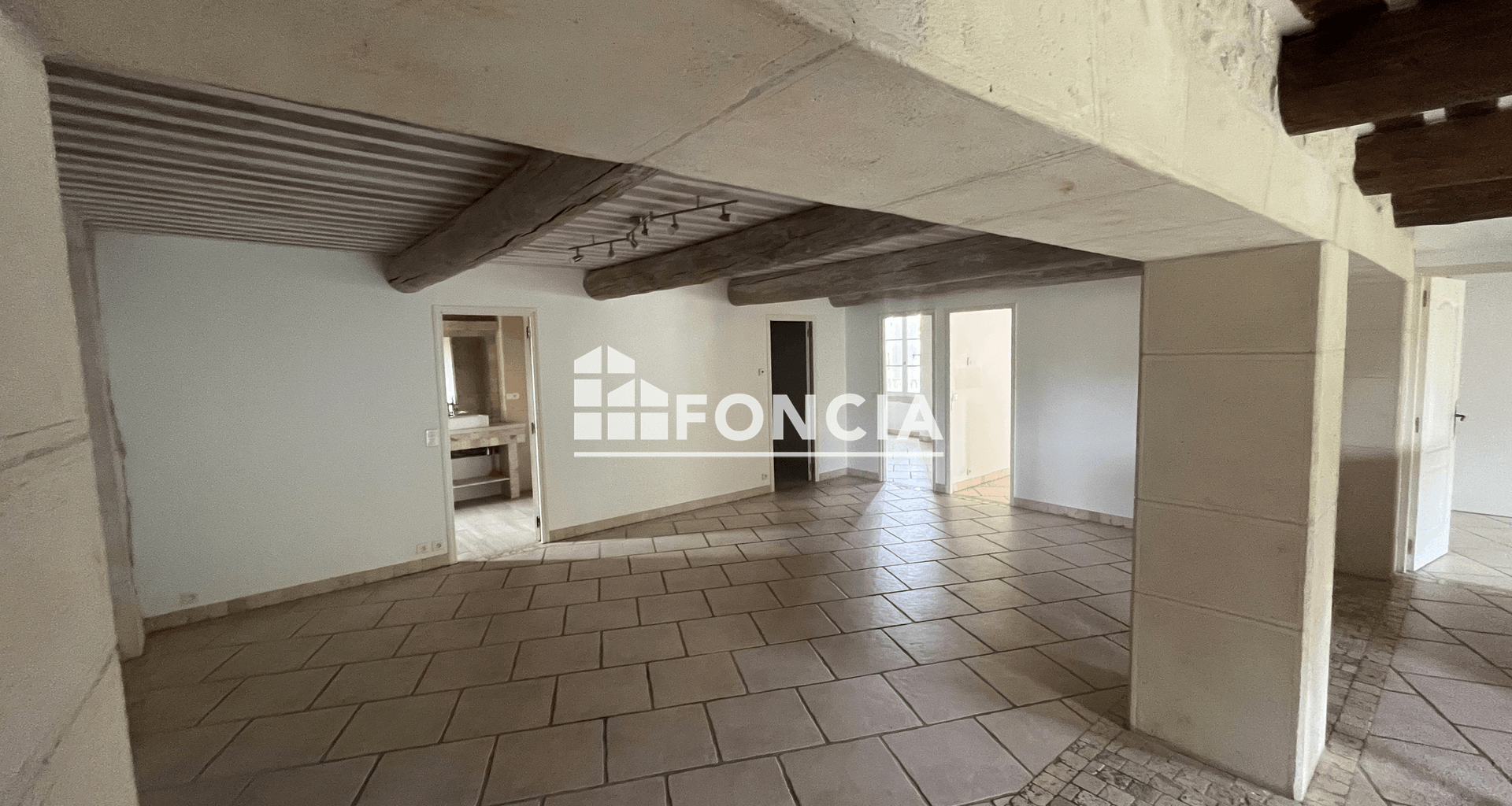 Appartement 4 pièces (116.39 m²) à louer - Montboucher-sur-jabron (26740)