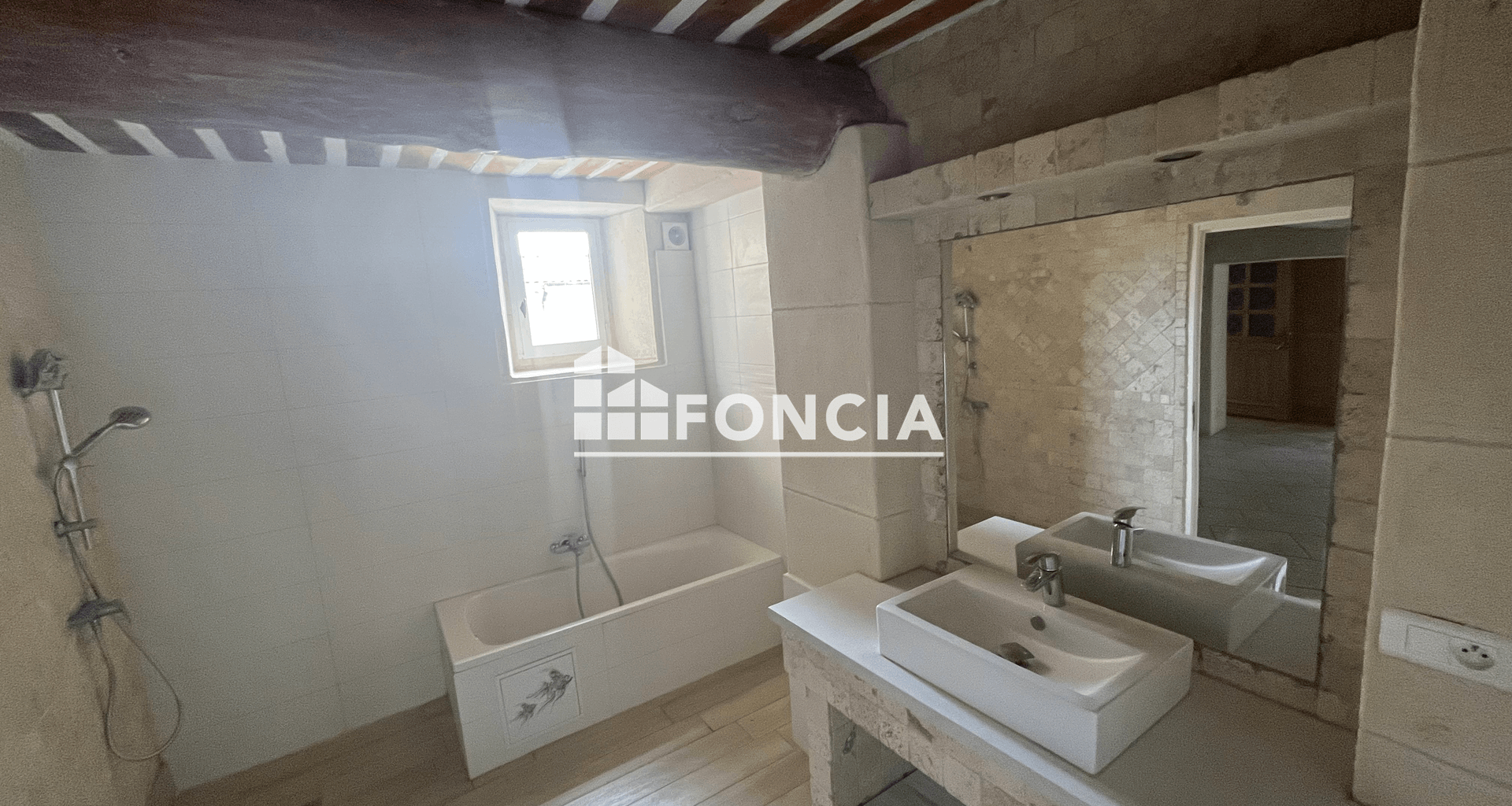 Appartement 4 pièces (116.39 m²) à louer - Montboucher-sur-jabron (26740)
