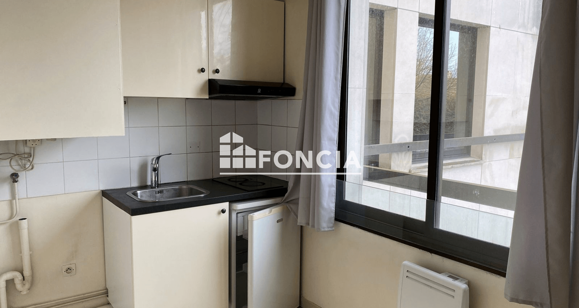 Studio (29.02 m²) à louer - Evry (91000)