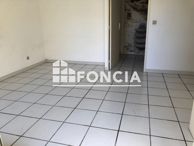 Appartement 2 pièces (27.72 m²) à louer - Mandelieu (06210)