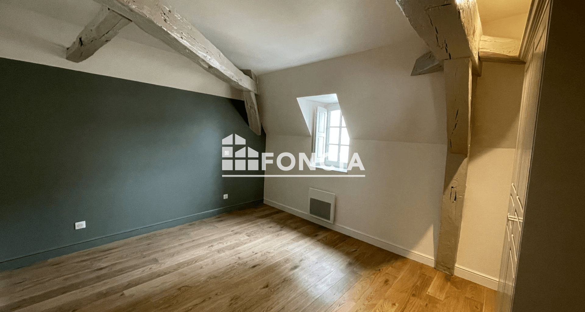 Appartement 2 pièces (43.48 m²) à louer - Auxerre (89000)