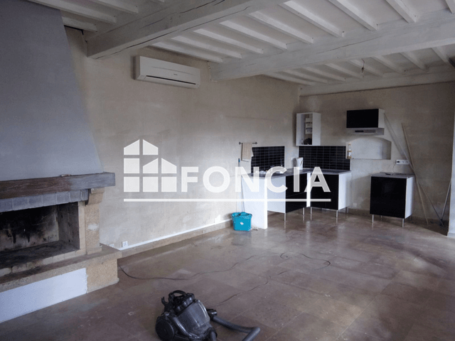 Maison 3 pièces (73.35 m²) à louer - Arles (13200)