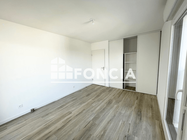 Appartement 3 pièces (71.3 m²) à louer - Lormont (33310)