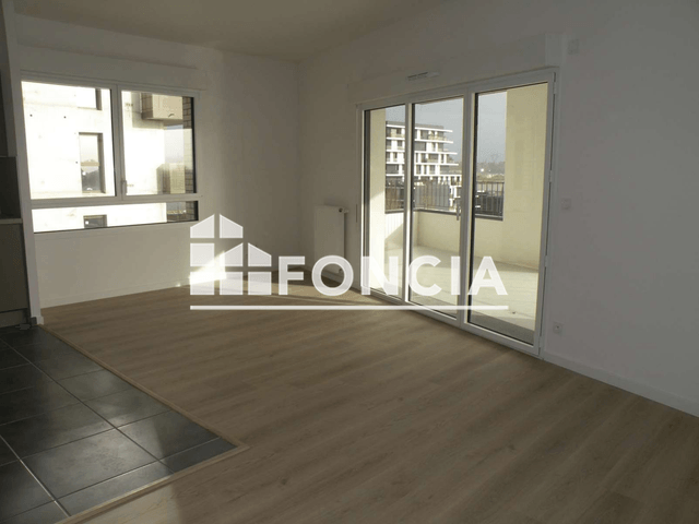 Appartement 3 pièces (65.38 m²) à louer - Bordeaux (33800)