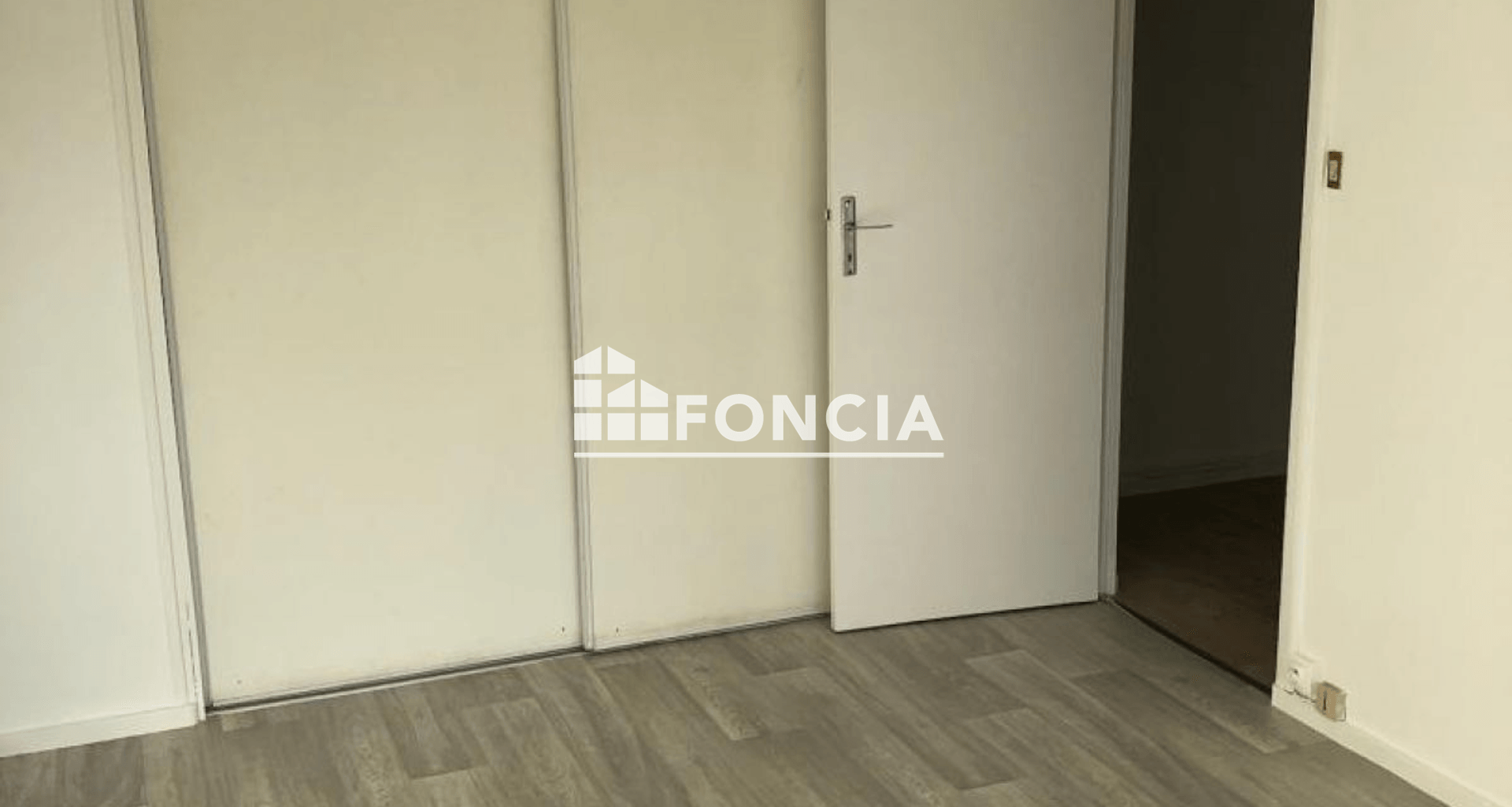 Appartement 2 pièces (42.36 m²) à louer - Les Mureaux (78130)