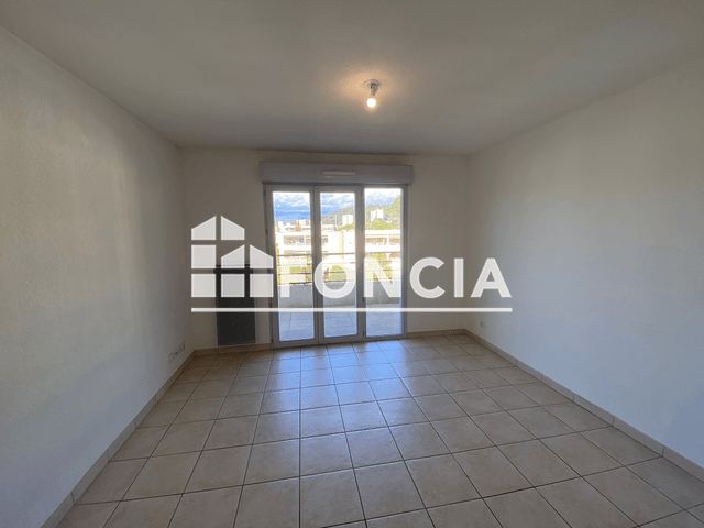 Appartement 2 pièces (37.87 m²) à louer - Le Cannet (06110)