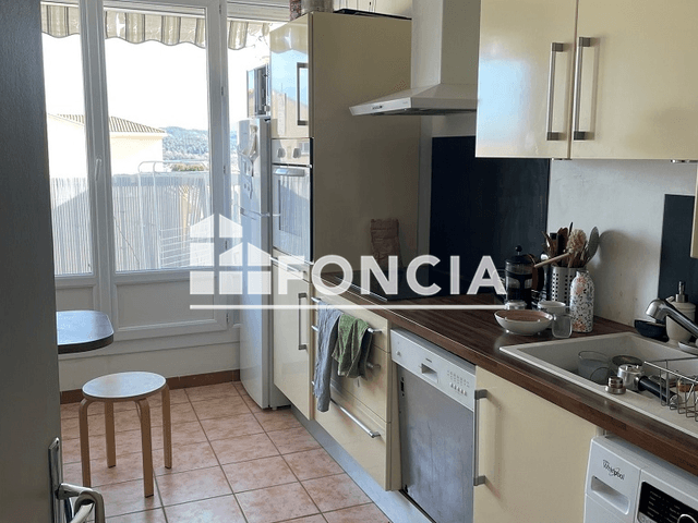 Appartement 3 pièces (69.71 m²) à louer - Aix En Provence (13090)