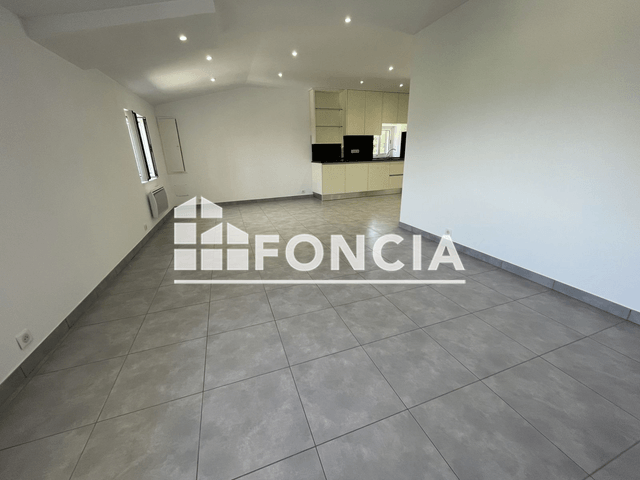 Appartement 3 pièces (69.84 m²) à louer - Tanneron (83440)