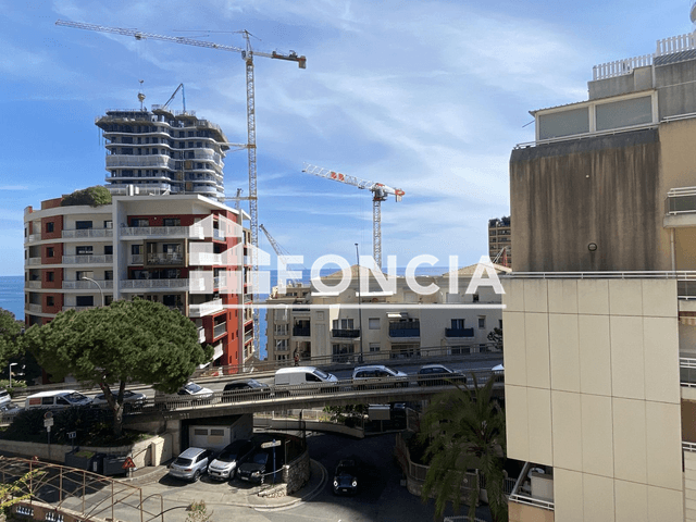 Appartement meublé 2 pièces (50.43 m²) à louer - Beausoleil (06240)