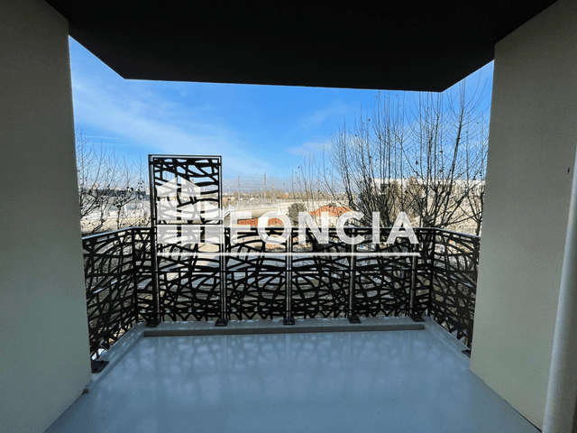 Appartement 3 pièces (60.6 m²) à louer - Cenon (33150)