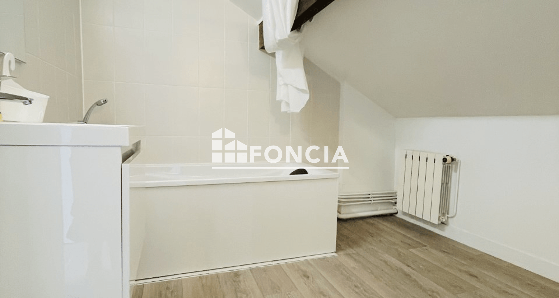 Maison 4 pièces (84.88 m²) à louer - Sainte-geneviève-des-bois (91700)