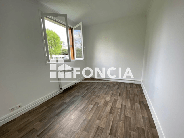 Appartement 4 pièces (67.85 m²) à louer - Le Plessis Trevise (94420)