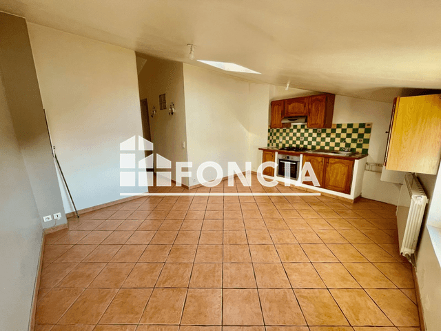 Appartement 2 pièces (49.45 m²) à louer - Berre L'etang (13130)