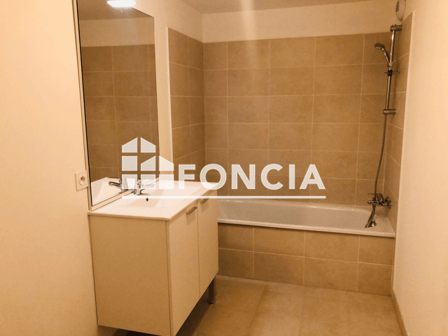 Appartement 3 pièces (65.22 m²) à louer - Saint-avé (56890)
