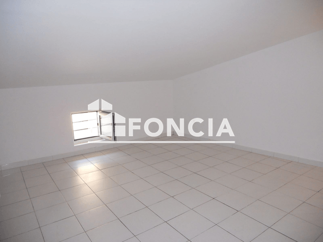 Appartement 2 pièces (30.62 m²) à louer - Castellar (06500)