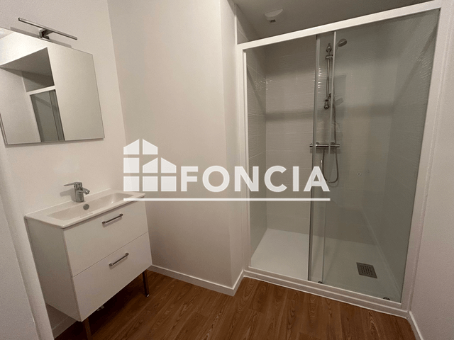 Appartement 5 pièces (97.54 m²) à louer - Vannes (56000)