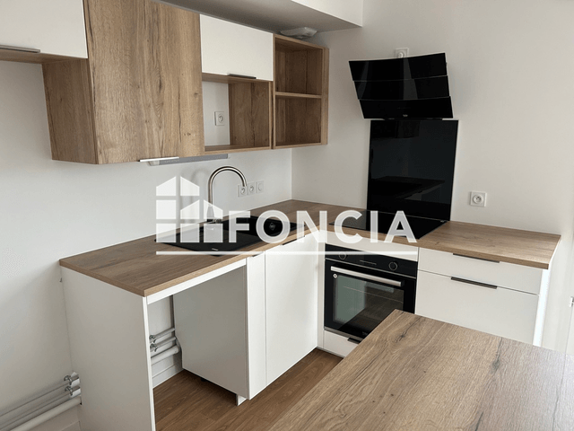 Appartement 5 pièces (97.54 m²) à louer - Vannes (56000)