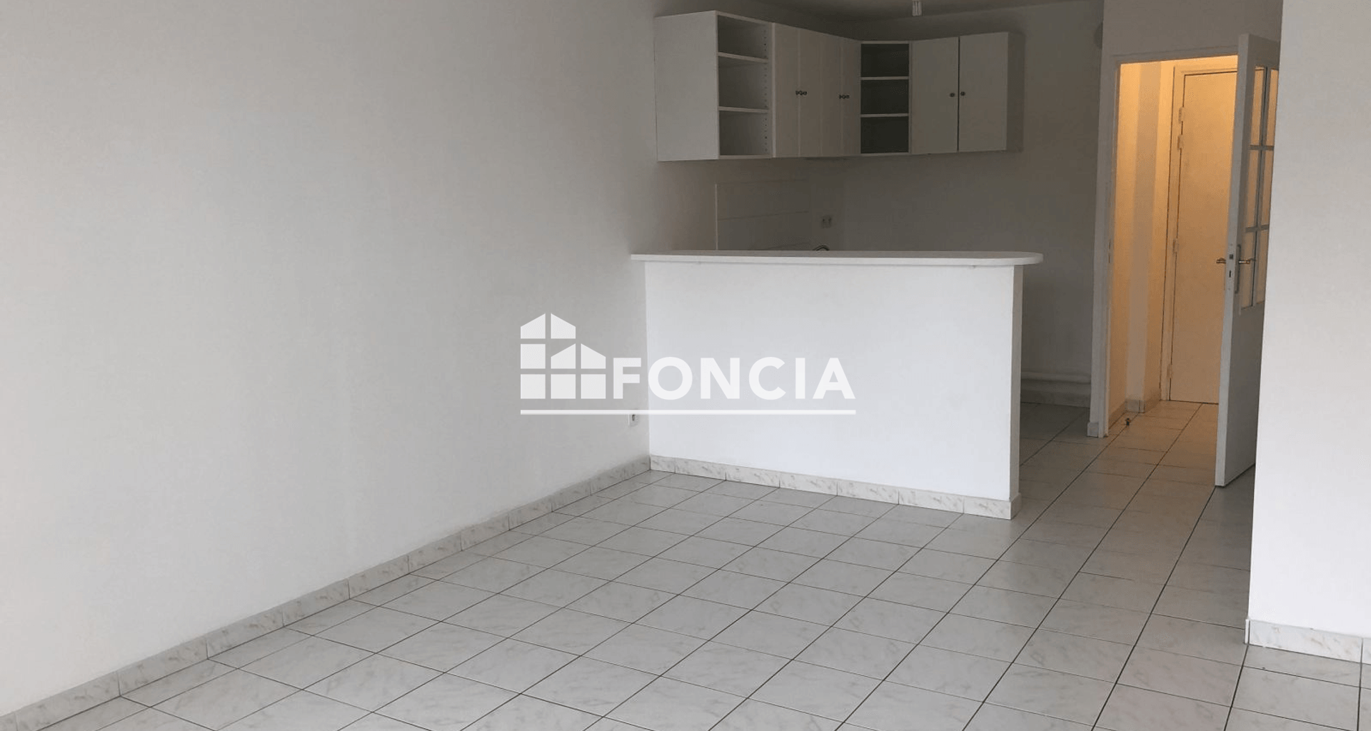 Appartement 2 pièces (42.08 m²) à louer - Corbeil-essonnes (91100)