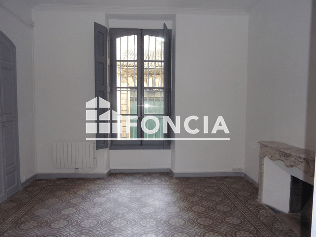 Appartement 2 pièces (56.4 m²) à louer - Arles (13200)