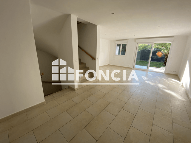 Maison 4 pièces (97.25 m²) à louer - Villeneuve Loubet (06270)