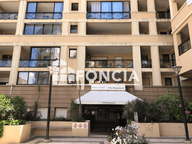 Appartement meublé 2 pièces (39.72 m²) à louer - Cannes La Bocca (06150)