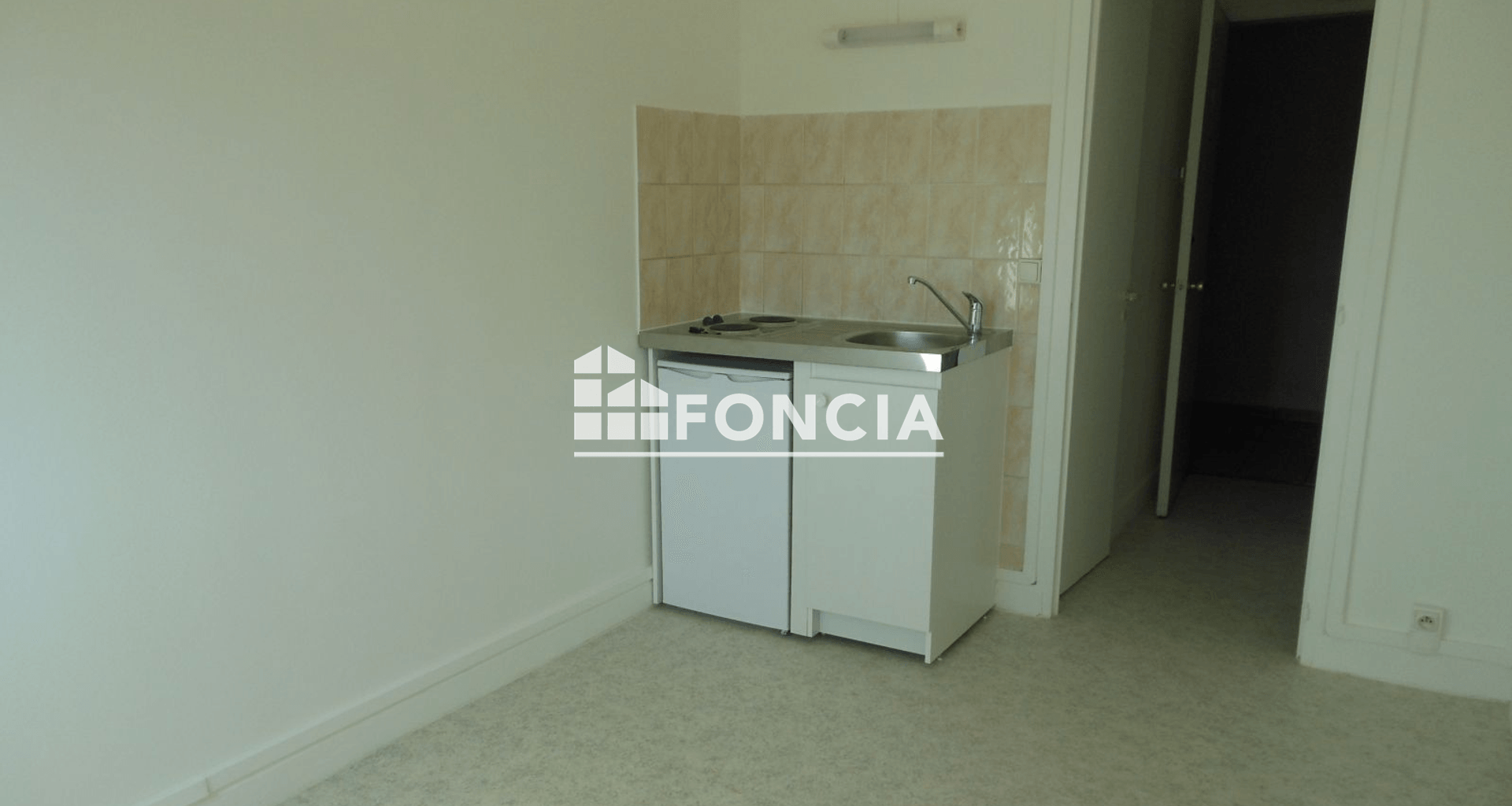 Studio (13.82 m²) à louer - Le Mée-sur-seine (77350)