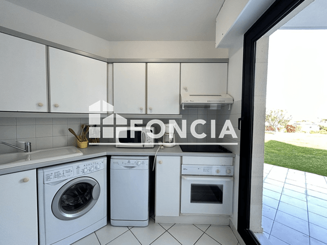 Appartement meublé 2 pièces (44.57 m²) à louer - Antibes (06600)