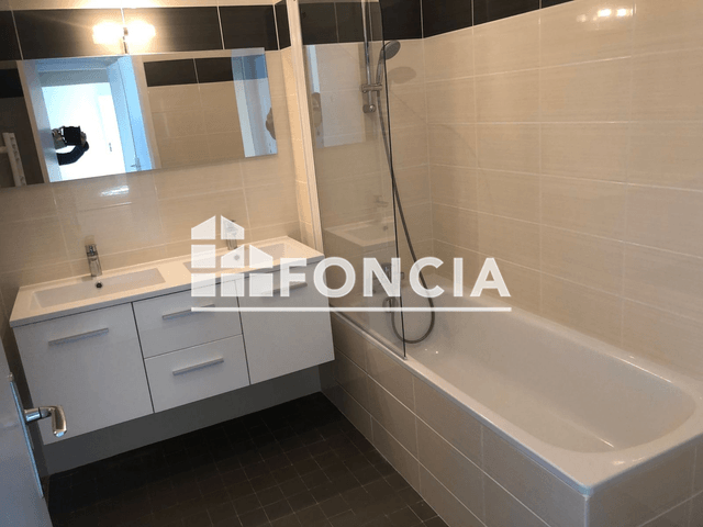 Appartement 3 pièces (79.06 m²) à louer - Aix En Provence (13100)