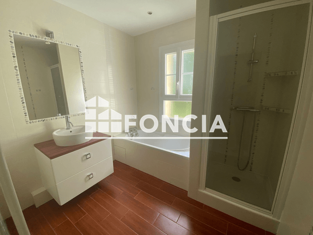 Maison 5 pièces (124.96 m²) à louer - Tresses (33370)