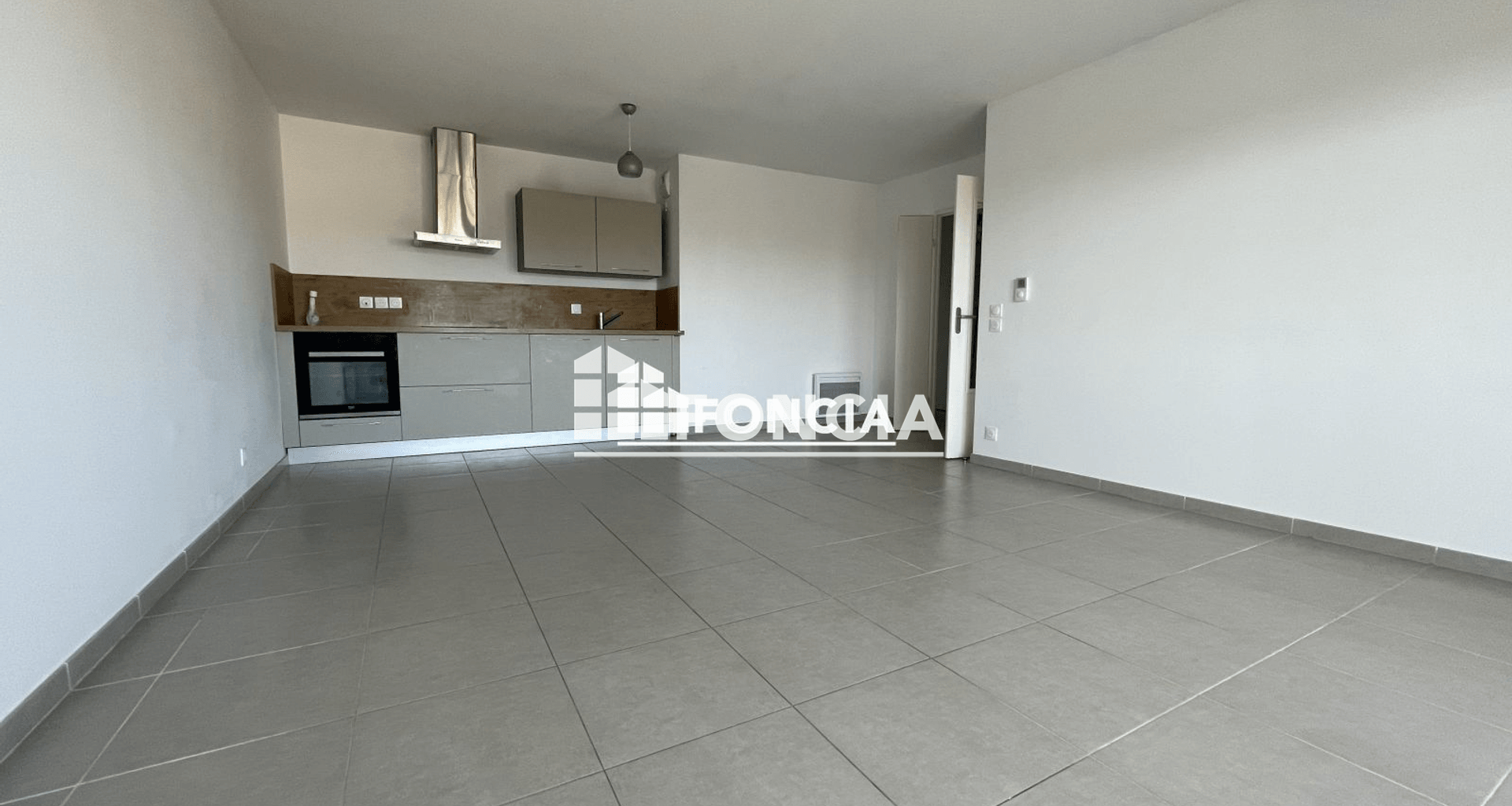 Appartement 4 pièces (81.66 m²) à louer - Istres (13800)