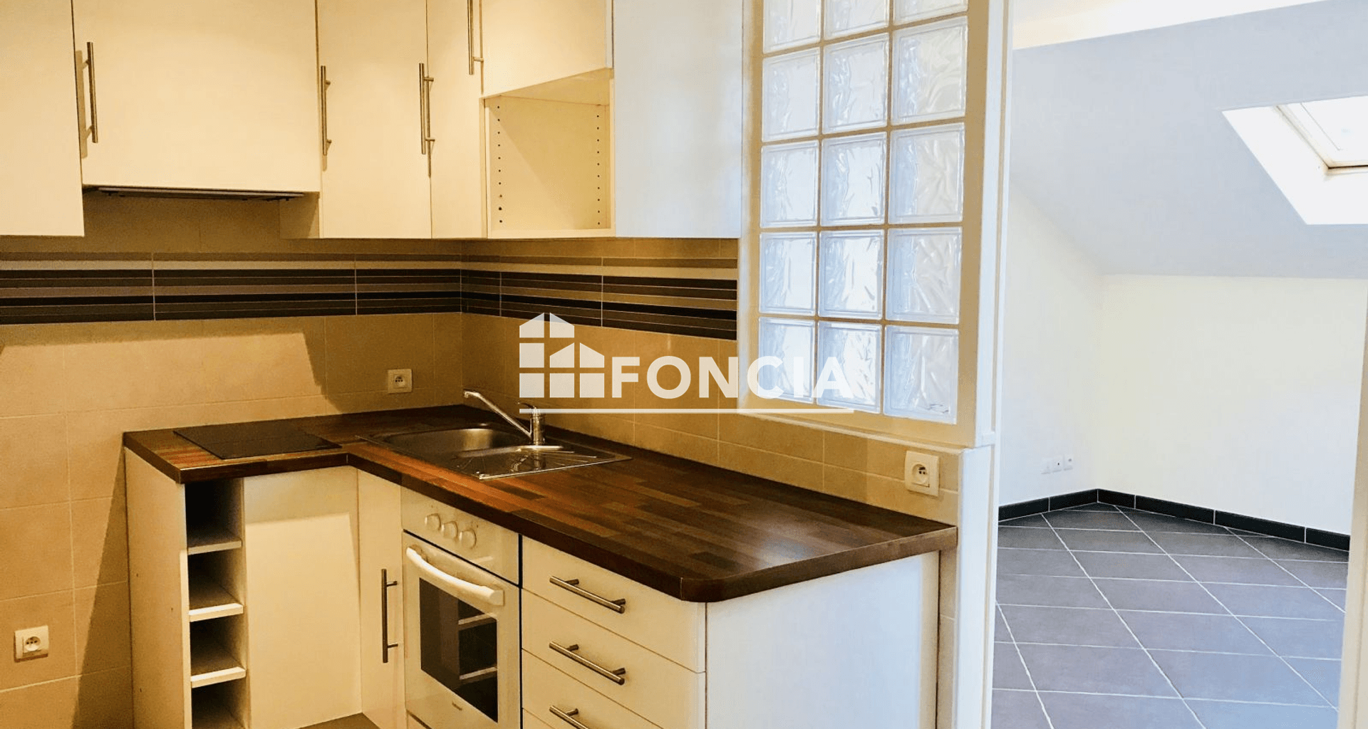 Studio (21.44 m²) à louer - Corbeil-essonnes (91100)