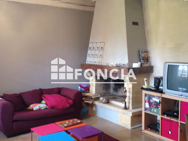 Maison 3 pièces (73.35 m²) à louer - Arles (13200)