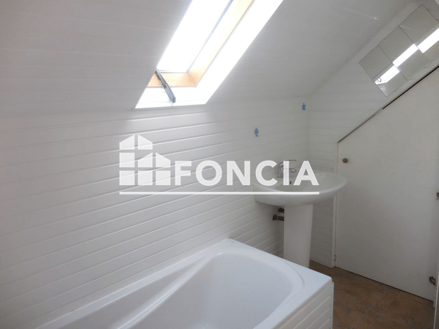Appartement meublé 2 pièces (31.42 m²) à louer - Lorient (56100)