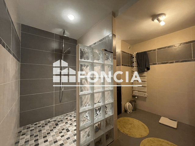 Maison 6 pièces (191.41 m²) à louer - Perigueux (24000)