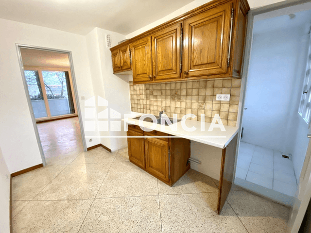 Appartement 4 pièces (65 m²) à louer - Vitrolles (13127)