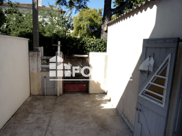 Maison 3 pièces (68.3 m²) à louer - Arles (13200)