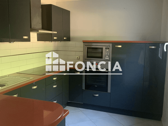 Maison 4 pièces (112.17 m²) à louer - Verneuil S/seine (78480)