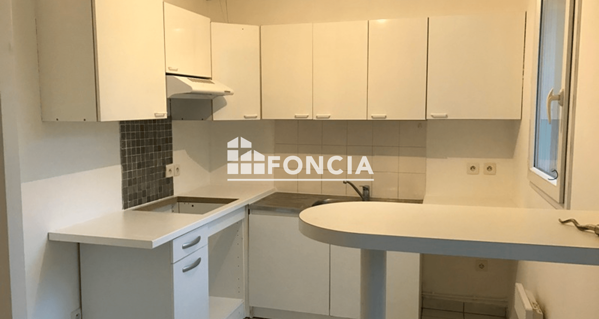 Appartement 2 pièces (45.44 m²) à louer - Combs-la-ville (77380)