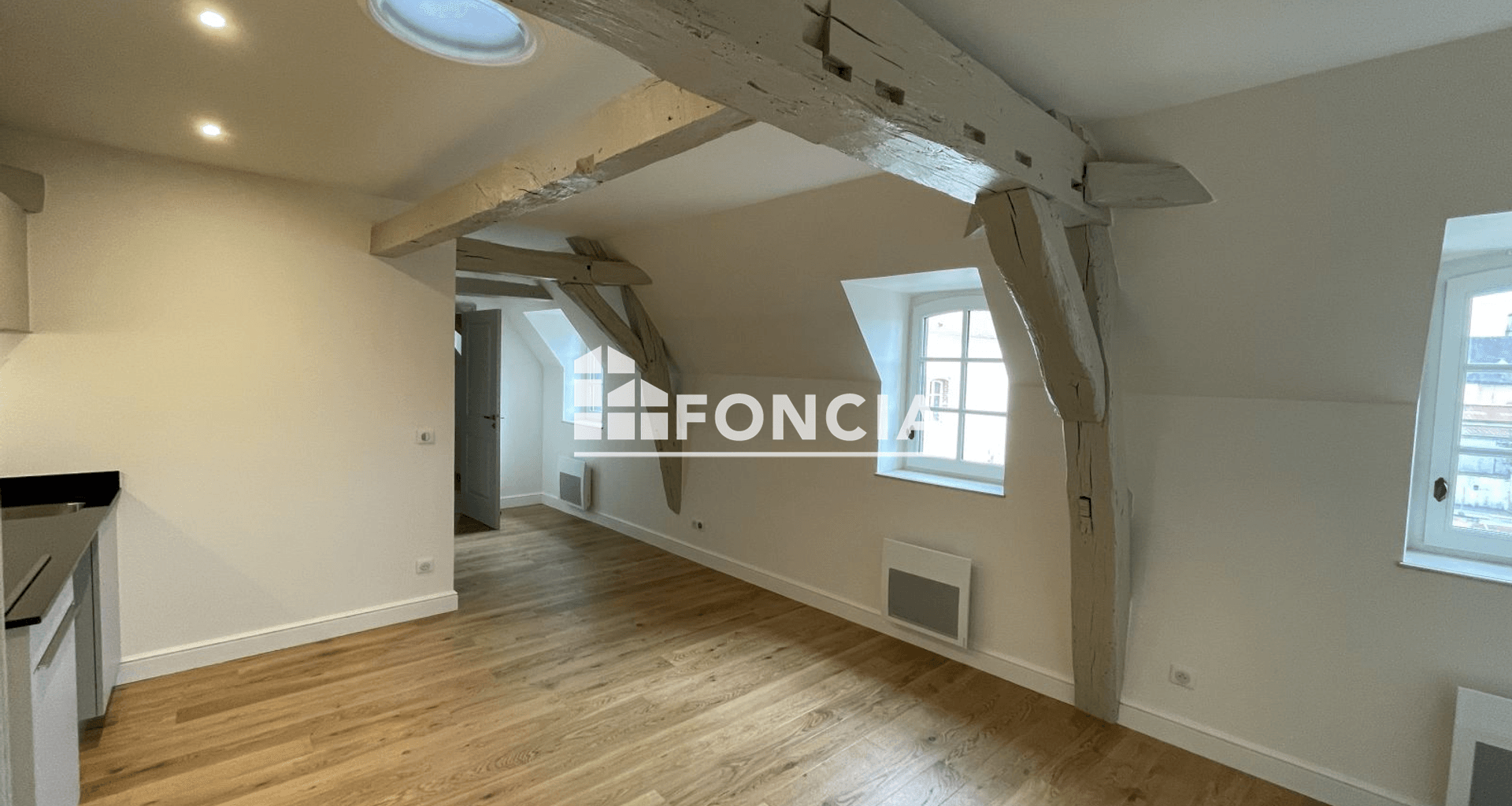 Appartement 2 pièces (35.76 m²) à louer - Auxerre (89000)