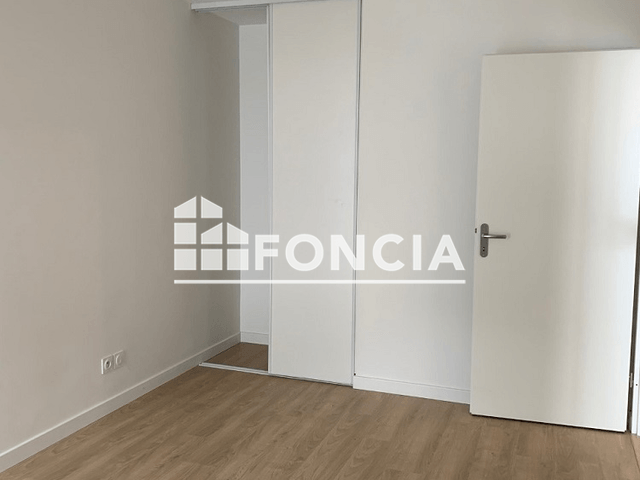 Appartement 2 pièces (42.58 m²) à louer - Saint Ave (56890)