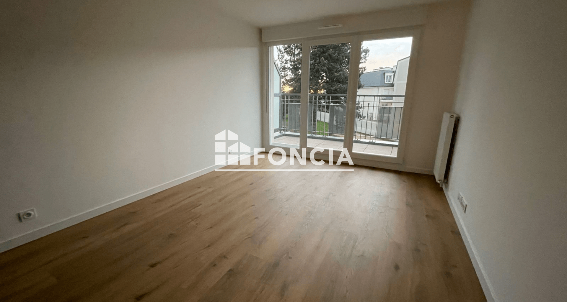 Appartement 2 pièces (43.29 m²) à louer - Sainte-geneviève-des-bois (91700)