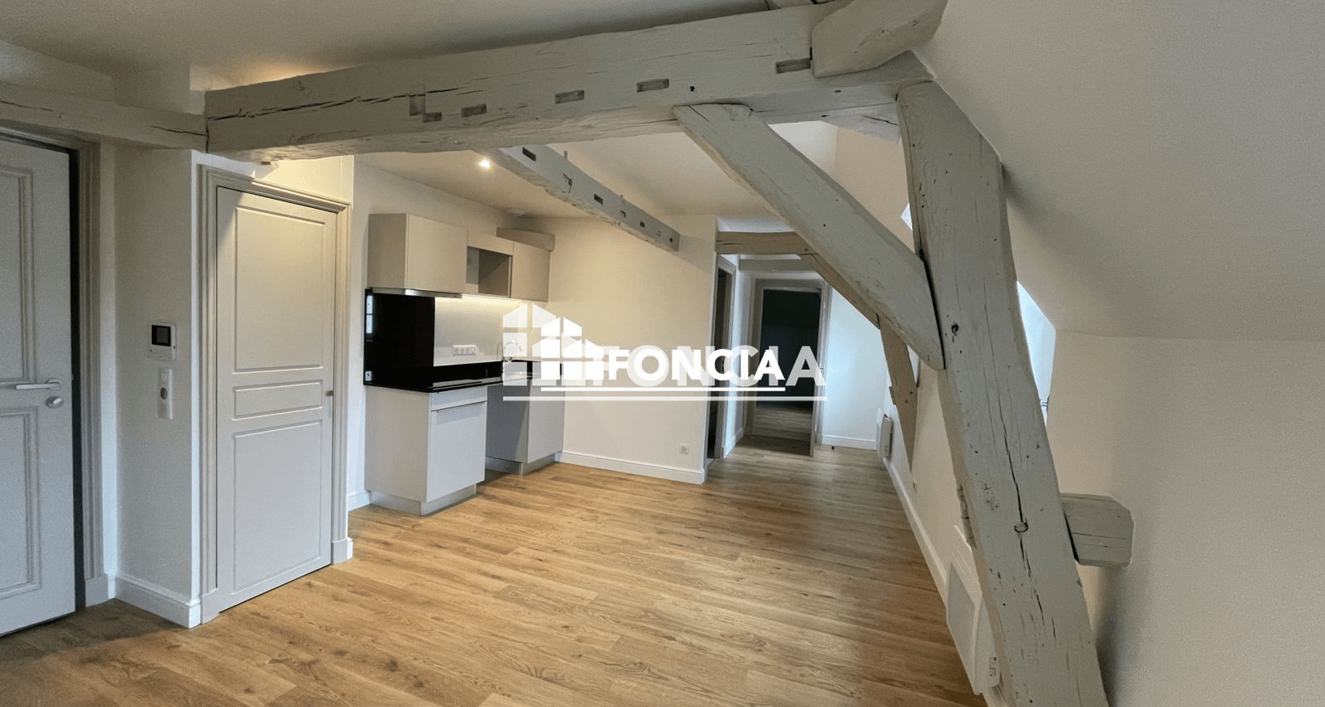 Appartement 2 pièces (35.76 m²) à louer - Auxerre (89000)